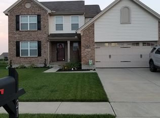 2116 Blazing Star Dr, Tipp City, OH 45371
