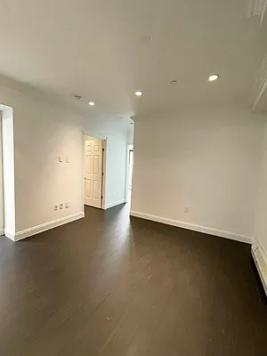 Rented by Jonis Realty | media 17