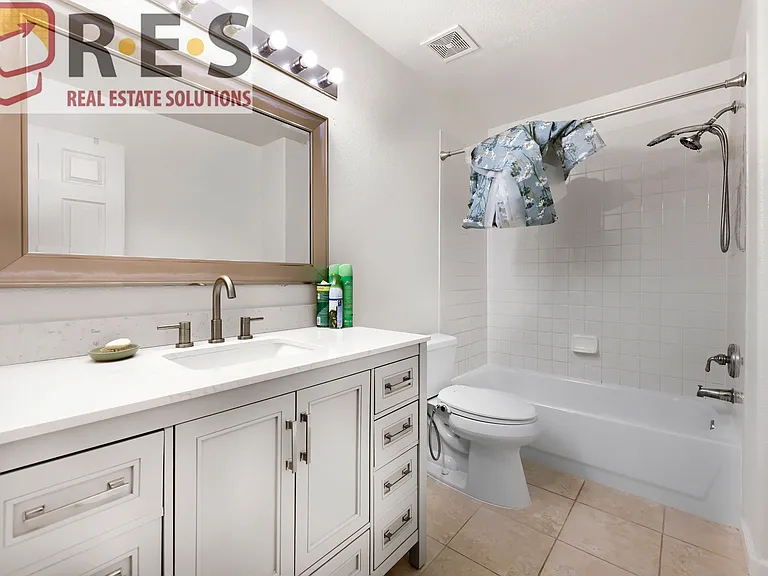 10242 Jill Ave — Photo 10