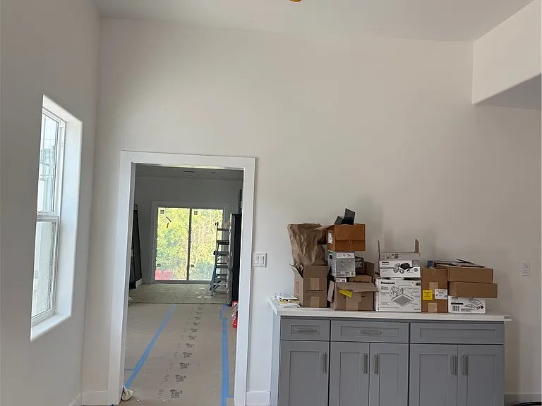 6534 Shoup — Photo 4