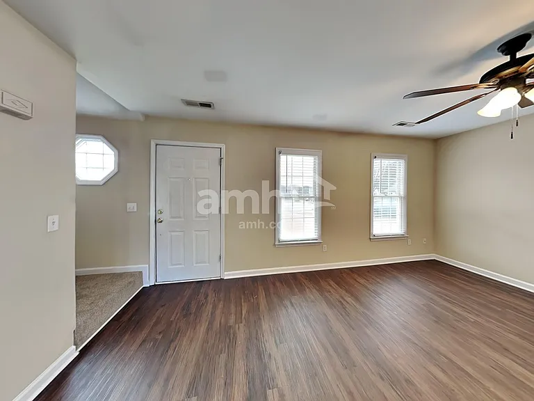 3700 Whitley Ct — Photo 5