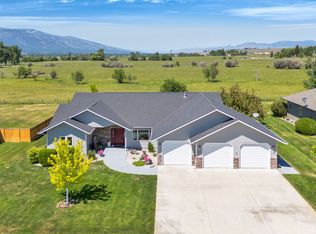 1618 Creekside Dr, Stevensville, MT 59870