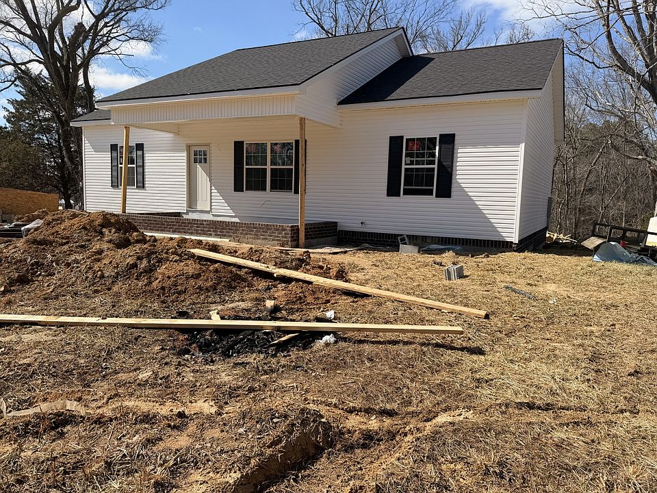 1st image of 2105 Maple Grove Rd