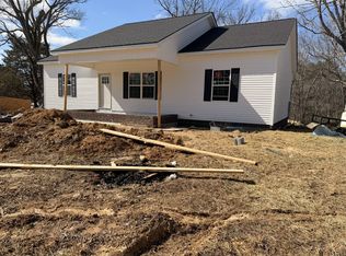 2105 Maple Grove Rd, Cadiz, KY 42211