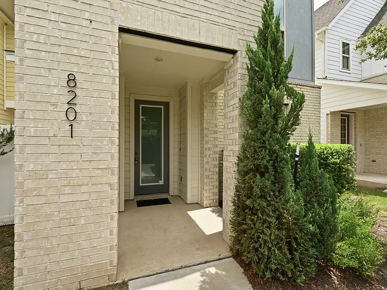 8201 Frida Bnd — Photo 6