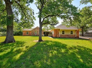 100 N Oakridge Dr, Edmond, OK 73034