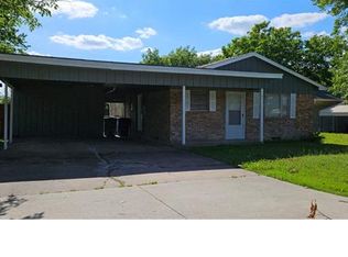 906 N 4th St, Princeton, TX 75407