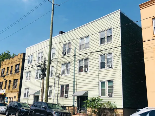 235 Liberty Avenue image 1 of 19