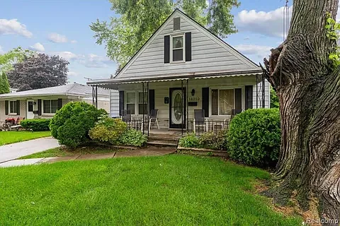 18252 Colgate St — Photo 2