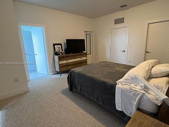 5th image of 7221 NW 103rd Path Unit 7221