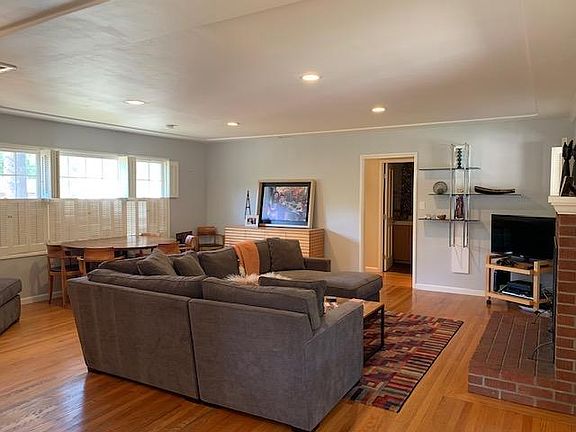 4th image of 9330 Tropico Dr