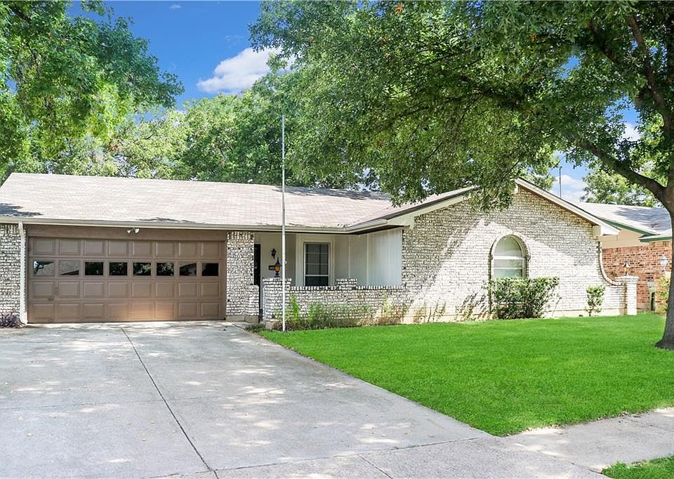 1st image of 2307 Vineyard Dr