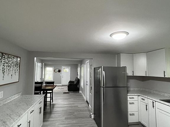3rd image of 86 Montcalm St #1