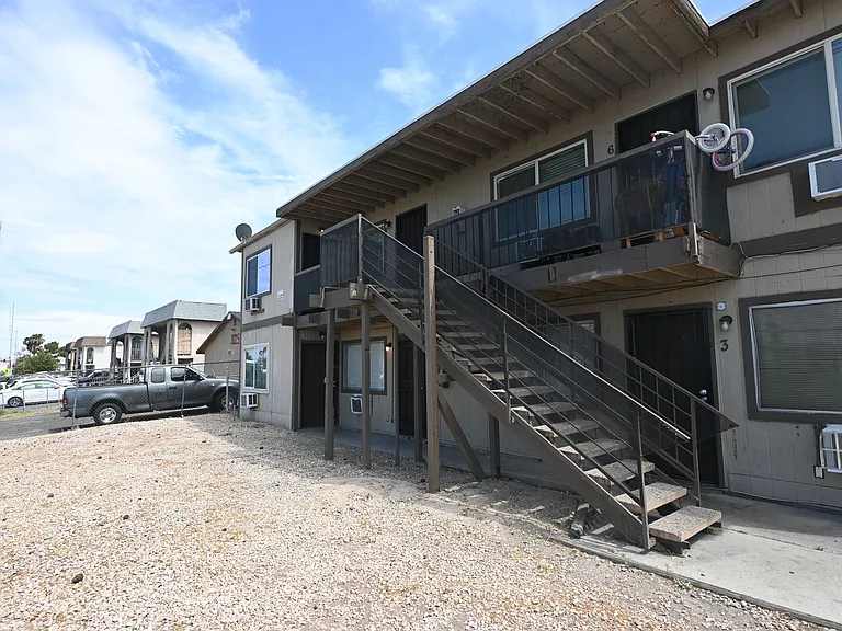 3021 E Carey Ave #4 — Photo 10