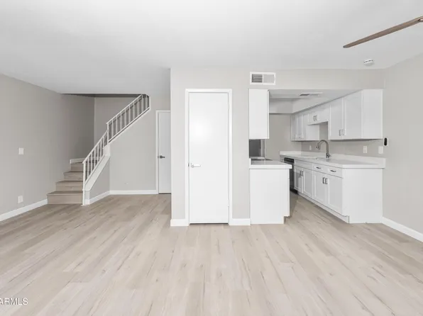 286 W PALOMINO Drive #147, Chandler, AZ 85225