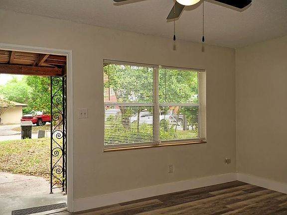 2nd image of 1110 Hardy Ave