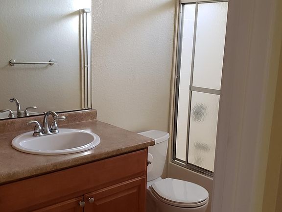 3rd image of 4378 Marlborough Ave APT 2