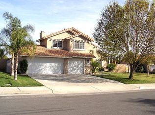 1077 N Ash Ave, Rialto, CA 92376