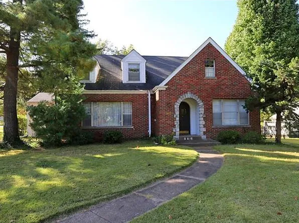 803 N Kirkwood Rd, Saint Louis, MO 63122