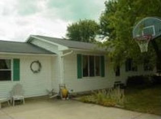 210 Walnut, Webberville, MI 48892