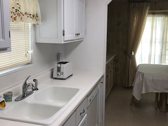 5th image of 6288 Bob White Dr