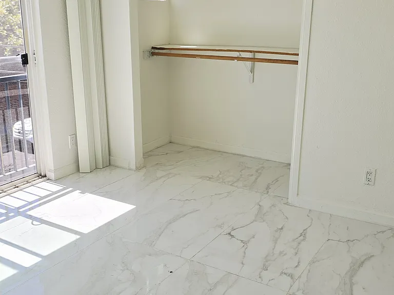 2230 E Ocean Blvd #19 — Photo 21