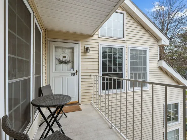30 Carriage Crossing Lane #30, Middletown, CT 06457