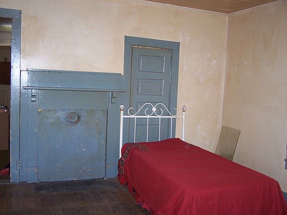 BR with bathroom