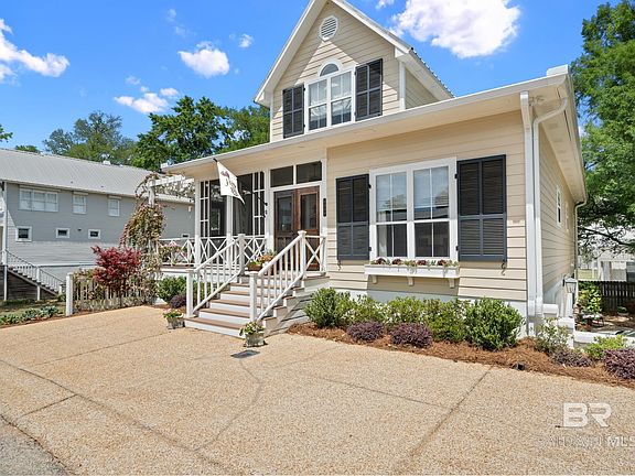 2nd image of 6009 Rutherford Ln #4