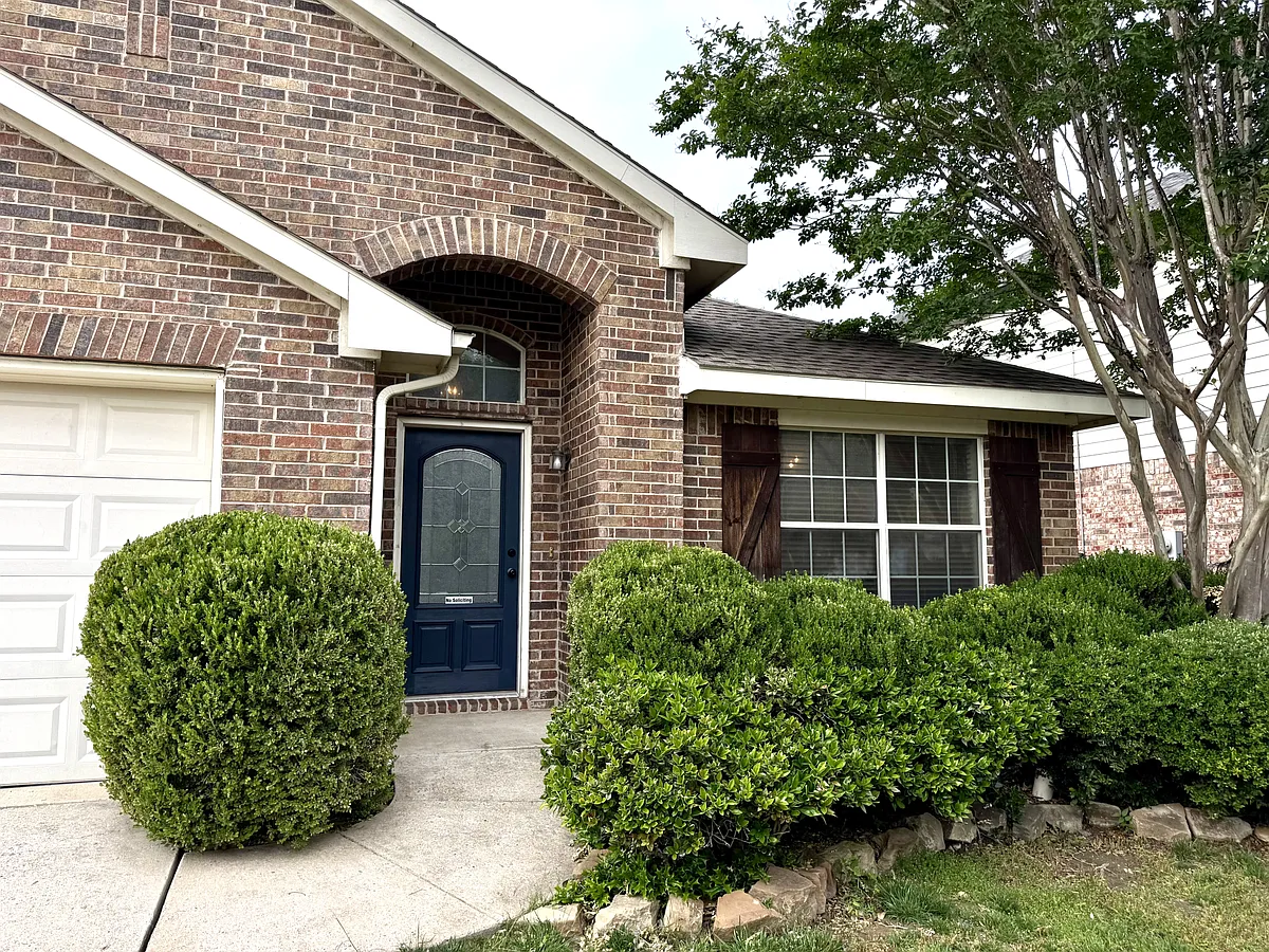 Building Photo - 6924 Willow Crest Dr