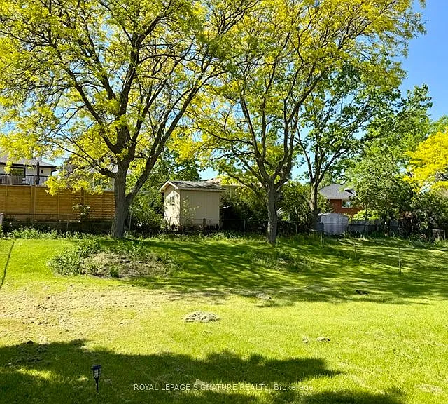 61 Anewen Dr #LOWER — Photo 20