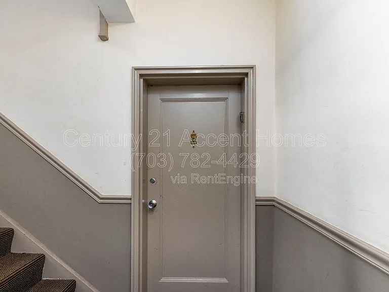 1303 S Walter Reed Dr #201 — Photo 28