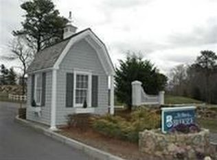 16 Berrywood Ct, Bourne, MA 02532