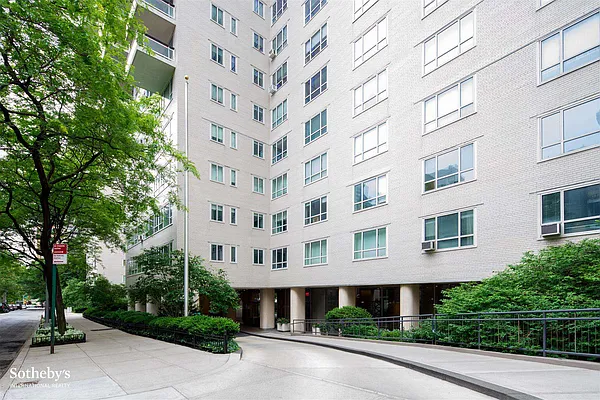 Sold by Sotheby's International Realty | media 45