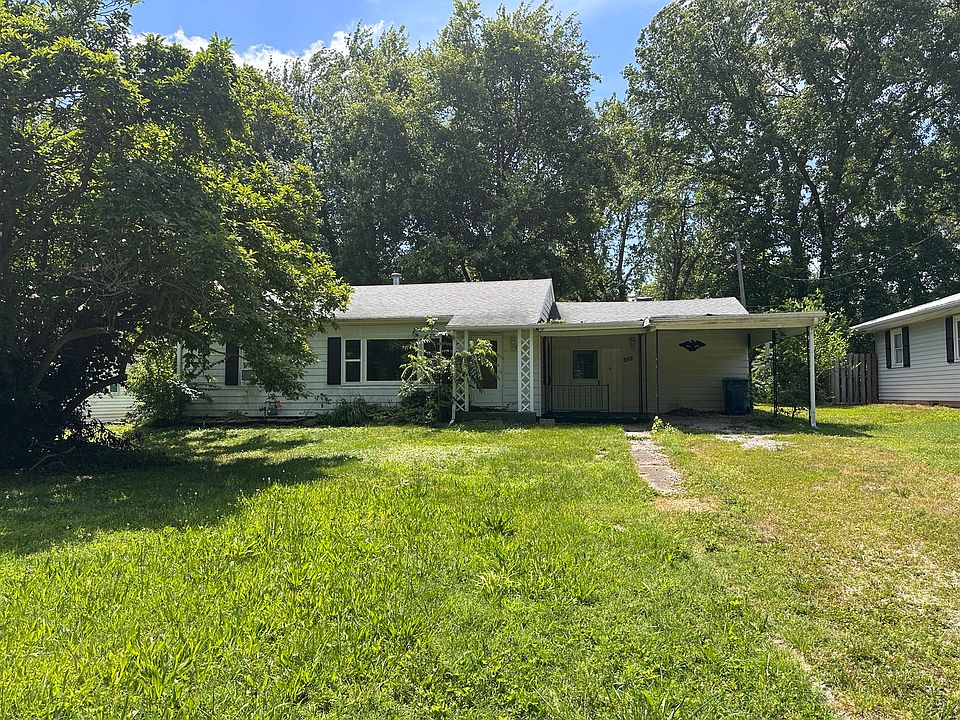 1st image of 433 Marteeny St