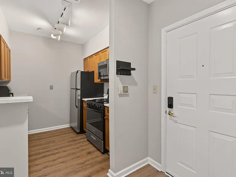 12919 Alton Sq #220 — Photo 3