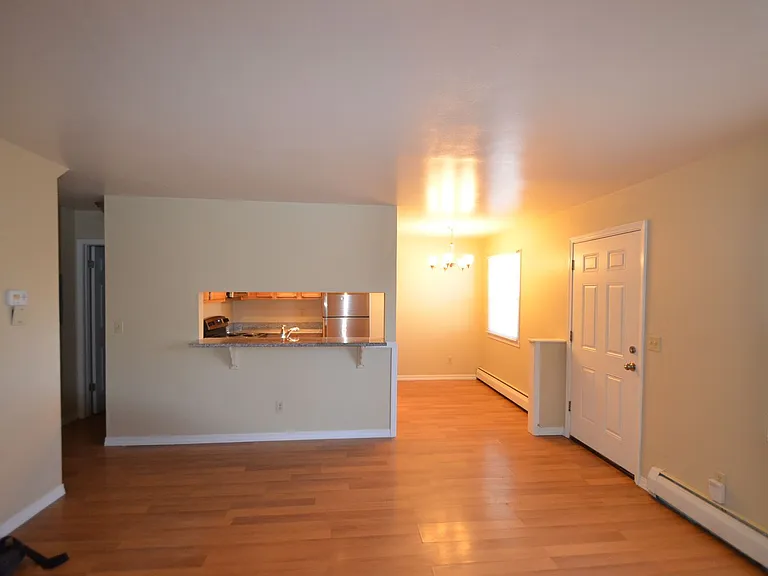 670 Winona Ct #21 — Photo 3