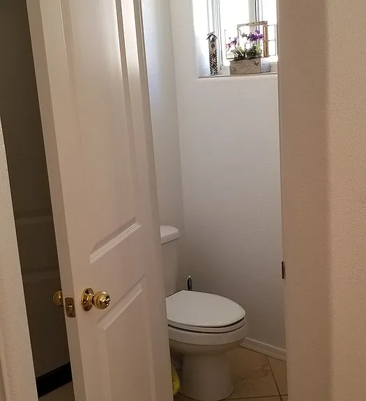 2410 Hillview Dr — Photo 18