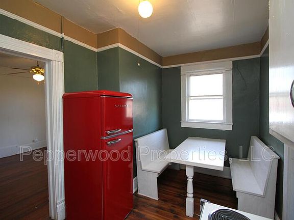 4th image of 220 W Hampton Ave APT 4
