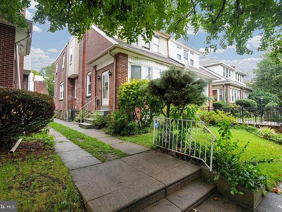 3rd image of 5029 Akron St