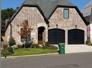 106 Mergeron Ct, Little Rock, AR 72212