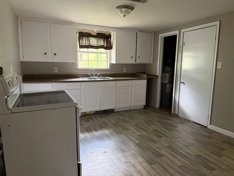 5764 Cessna Dr — Photo 6