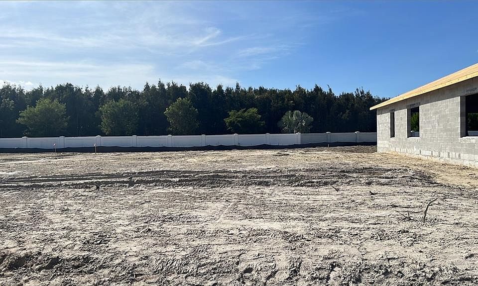 1st image of 9059 Saint Lucia DR