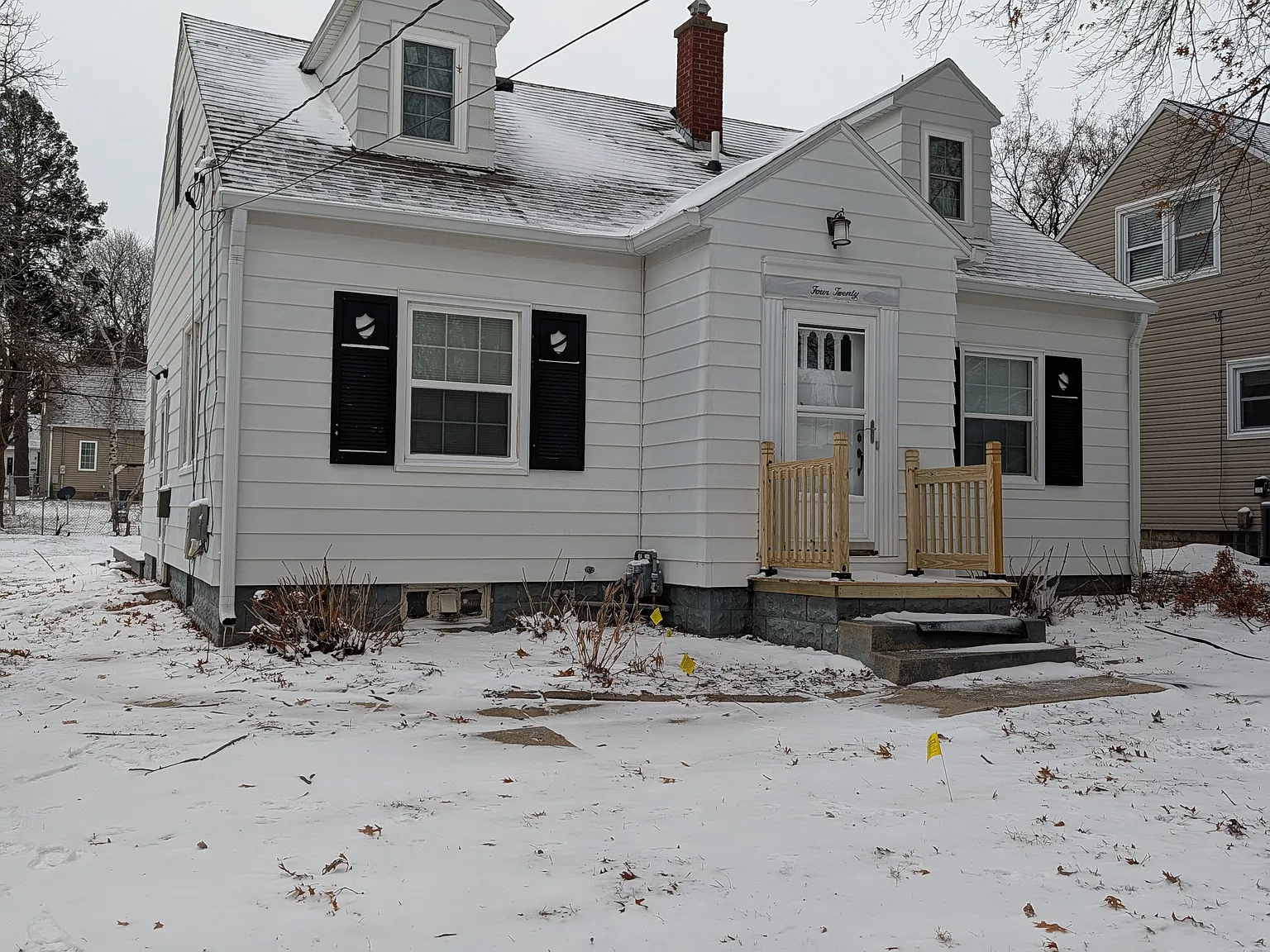 4 bed, 1955 sqft, $1,850 — Photo 1