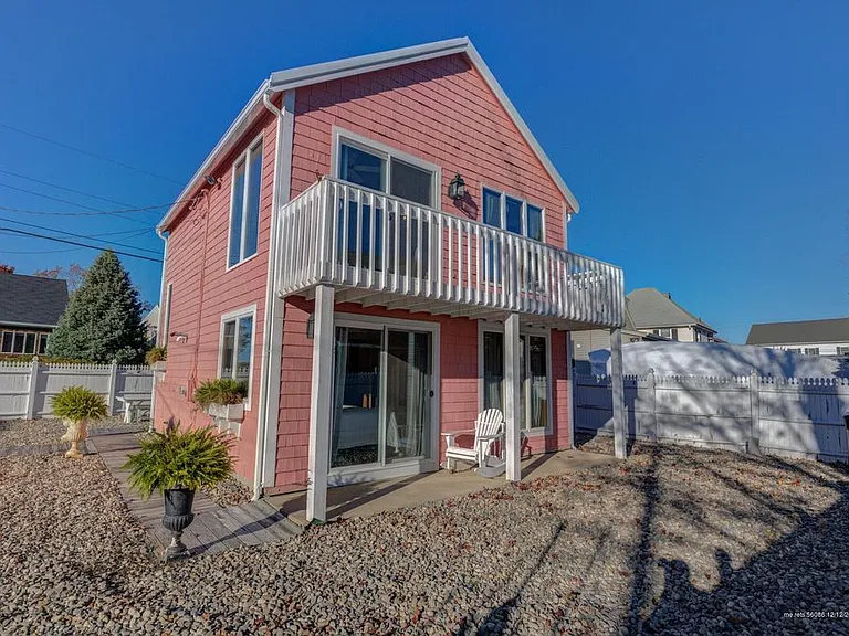 38 Jones Creek Dr — Photo 2