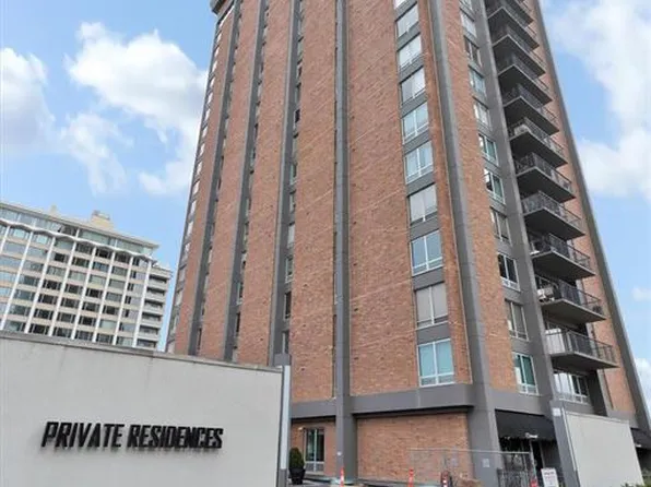 200 S Brentwood Blvd APT 12F, Saint Louis, MO 63105