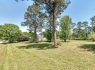 18 Highland Cir, Stockbridge, GA 30281