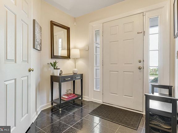 4th image of 5826 Pearson Ln