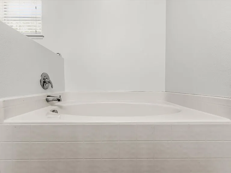 1500 Daybreak Dr — Photo 20