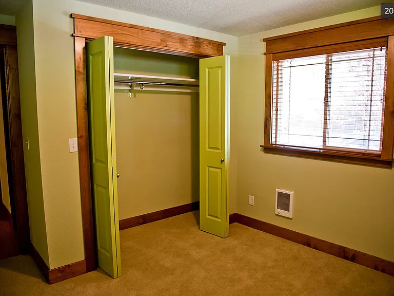 1306 NW Fresno Ave — Photo 13